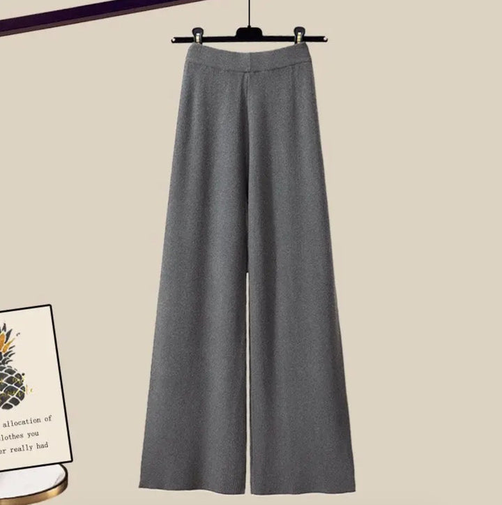 Jane™|  - Comfortable three-piece set with long sleeves