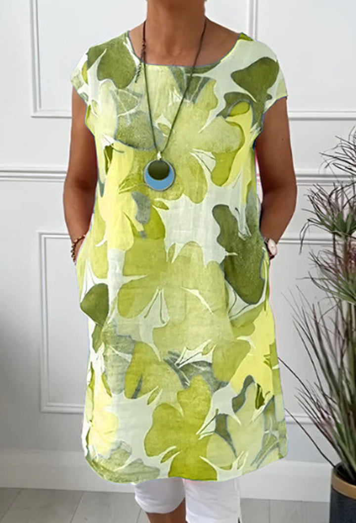 Hannah -  Comfortable dress with butterfly print