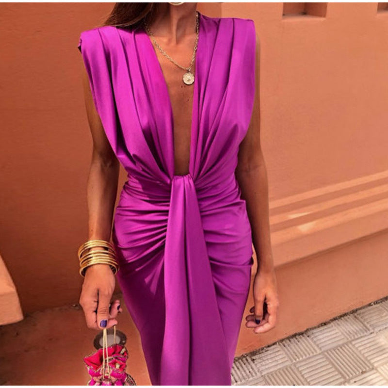 Isabella™ | Party dress with deep neckline