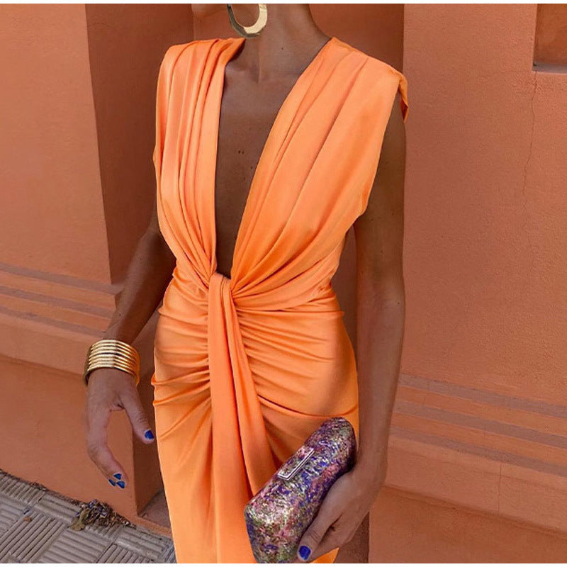 Isabella™ | Party dress with deep neckline
