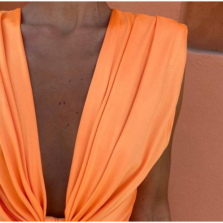 Isabella™ | Party dress with deep neckline