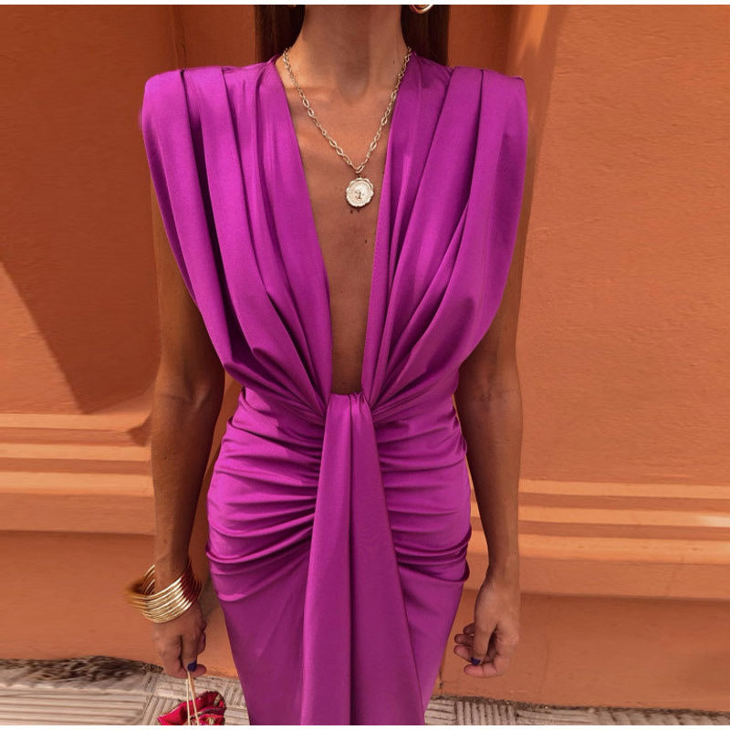 Isabella™ | Party dress with deep neckline