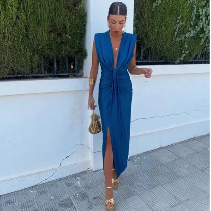 Isabella™ | Party dress with deep neckline