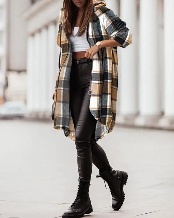 Chelsey | Plaid Oversized Hooded Shacket with Full Zip and Pockets